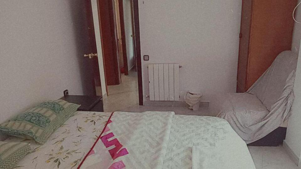 Sunny Room In A Shared Apartment In Рубі Екстер'єр фото