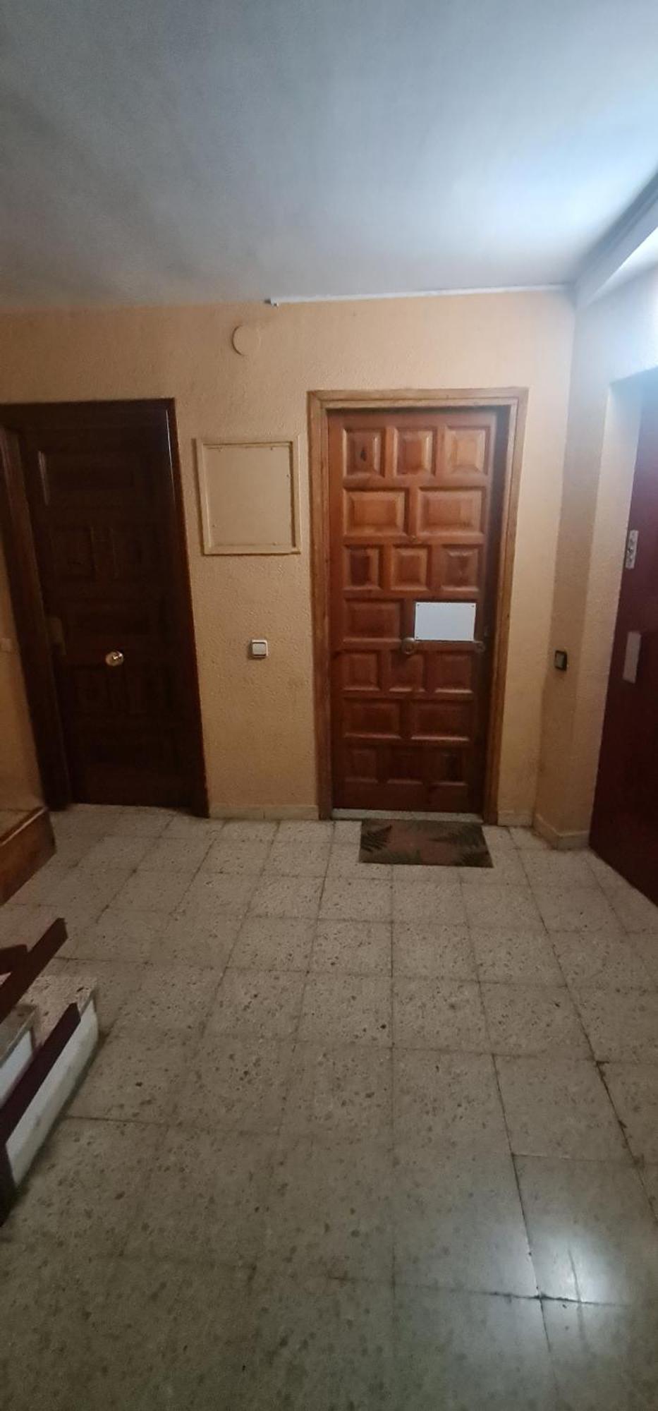 Sunny Room In A Shared Apartment In Рубі Екстер'єр фото